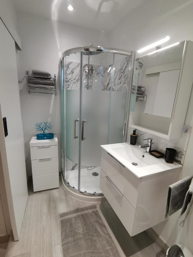 Апартаменти Coquet 2 Pieces Entierement Renove Et Climatise Канни Екстер'єр фото