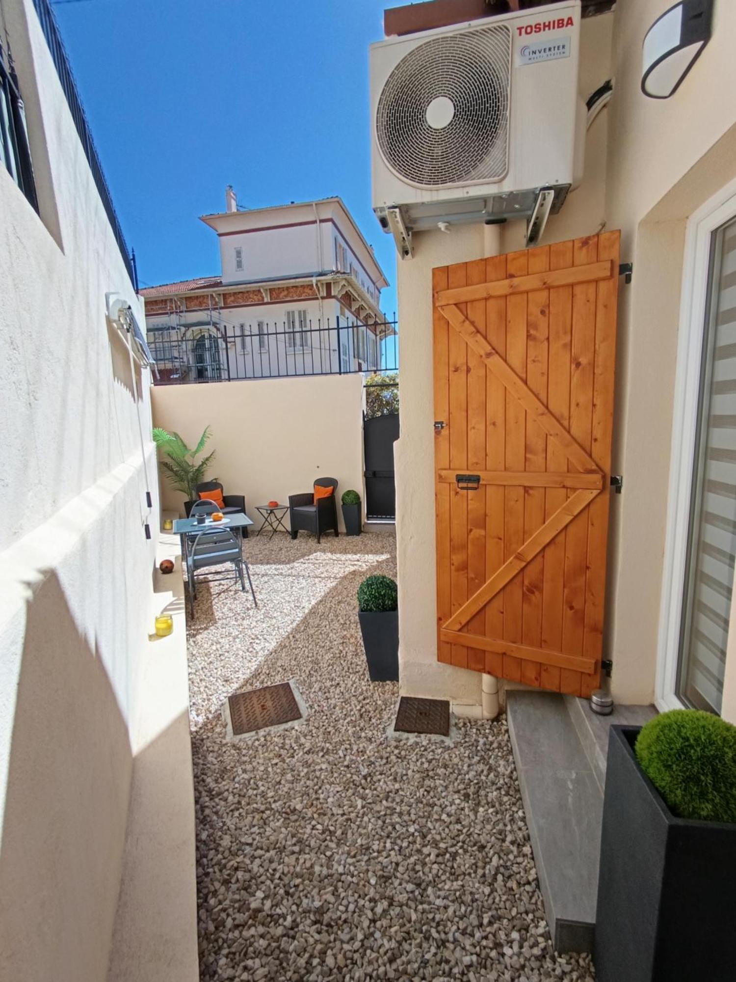 Апартаменти Coquet 2 Pieces Entierement Renove Et Climatise Канни Екстер'єр фото